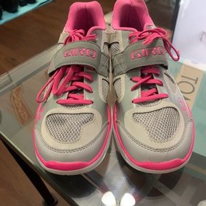 Giro whynd bike shoes SPD clips